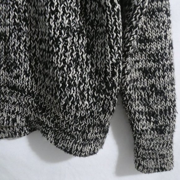 H&M | medium, m | oversized black and white knit sweater | BNWOT - Picture 8 of 16
